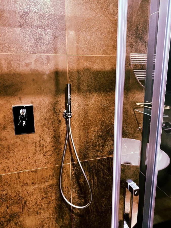 Fiume Hotel - Rome — Photos 1
